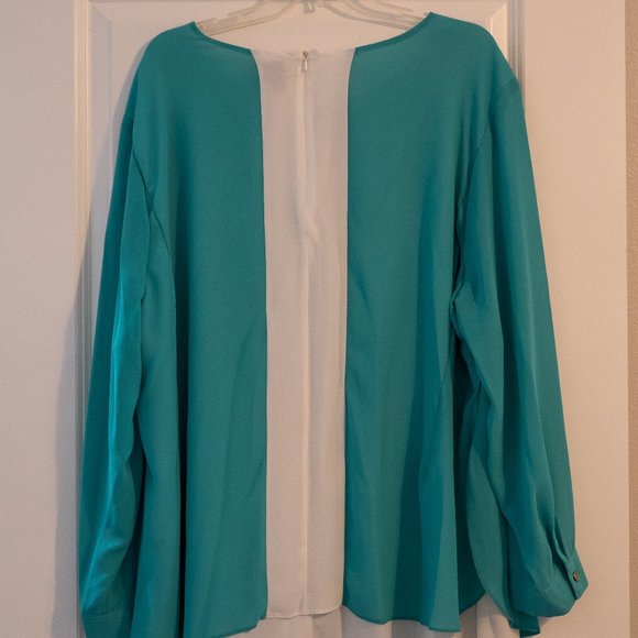 ASOS Curve Mint Green Flowy Blouse - Picture 2 of 2